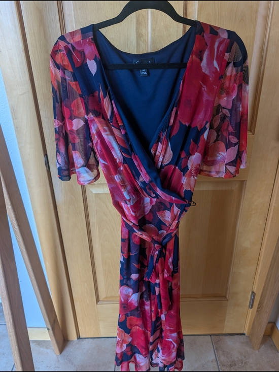 connected apparel Dresses & Skirts - connected apparel Navy and Red Floral Midi Wrap Dress with Flutter Sleeves